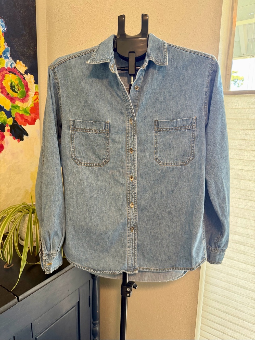 Lee Vintage Light Wash Denim Button Down Shirt 100% Cotton Size S